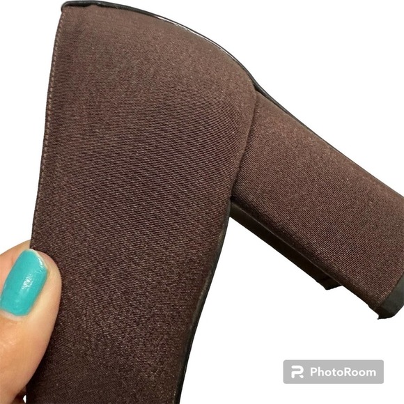 STUART WEITZMAN brown fabric/satin leather classic heel pumps shoe size 8.5 AA - Picture 5 of 13